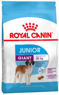  Royal Canin   GIANT JUNIOR -   